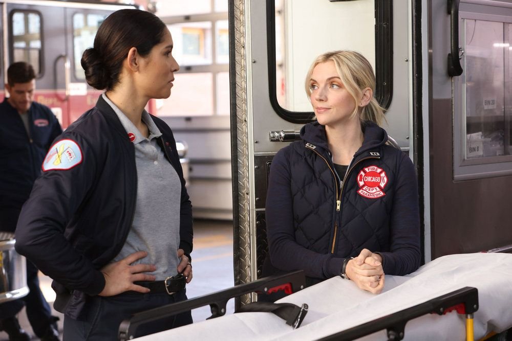 Miranda Rae Mayo as Stella Kidd, Kara Killmer as Sylvie Brett in Chicago Fire